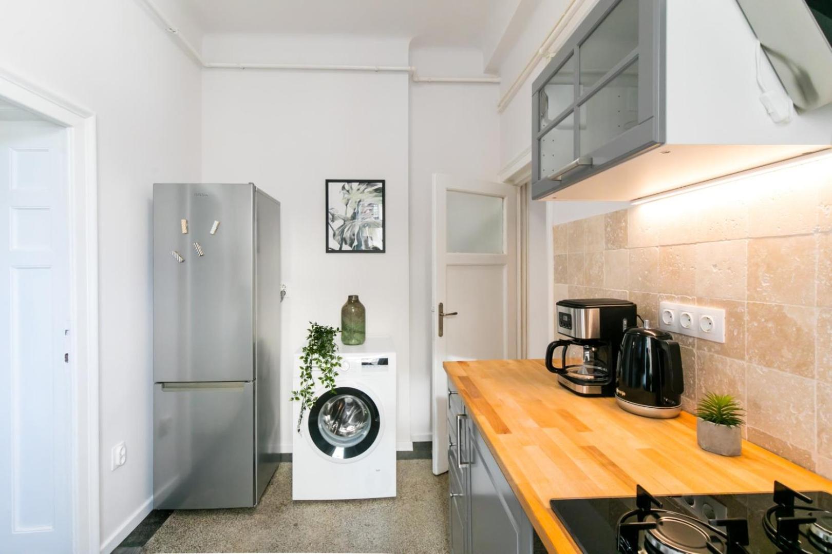 בוקרשט Heart Of The City - Cozy Apartments In Prime Location חדר תמונה